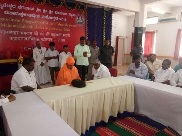 Mahamastakabhisheka : HD Revanna Visits Shravanabelagola