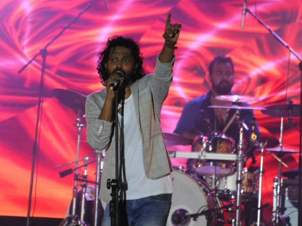 Viewers excited by Kannada songs in yuva dasara