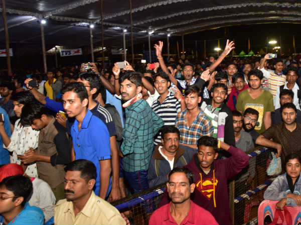 Kannada Cinema music director Arjun Janya musical night excites Mysuru people Kannada Cinema music director Arjun Janya musical night excites Mysuru people