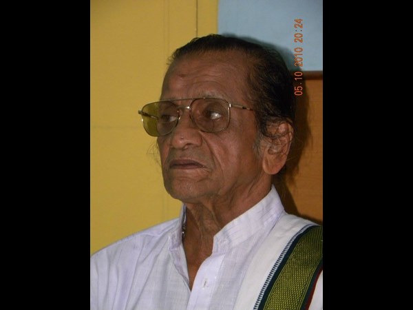 ವಶೀಲಿ ಪ್ರಶಸ್ತಿಗಳ ಹಿಂಬಾಲಿಸದ ಚಿಟ್ಟಾಣಿ 