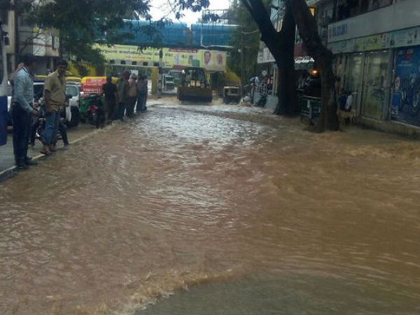 ನೆಹರು ಸರ್ಕಲ್ ನೆಹರು ಸರ್ಕಲ್