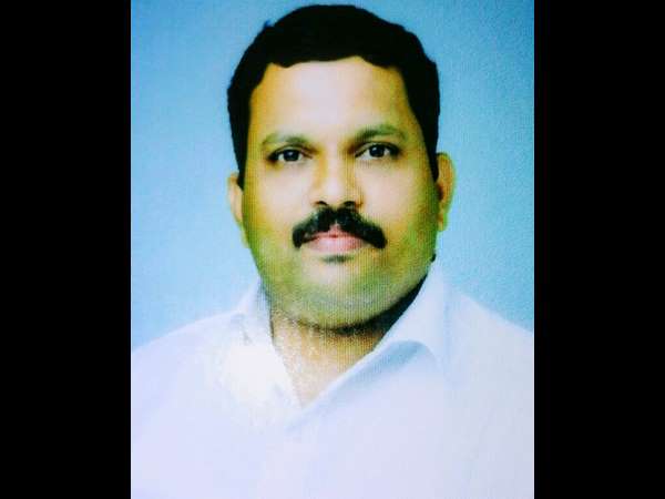 ಪ್ರಶಸ್ತಿಗೆ ಪ್ರಕಾಶ್ ರೈ ಅರ್ಹರು