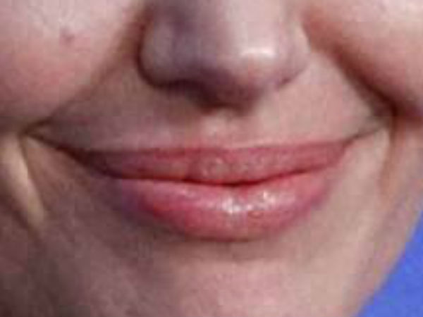 ಅರ್ಧ ನಗು