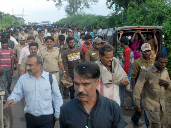 ಕಾರ್ಯಾಚರಣೆಯಲ್ಲಿ ಭಾಗವಹಿಸಿದ್ದ ಸಿಬ್ಬಂದಿಗಳು