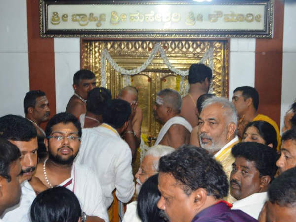 12 ಗಂಟೆಯ ತನಕ ಮಾತ್ರ ದರ್ಶನ