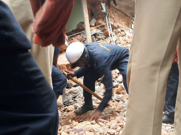 ಗಾಬರಿಗೊಂಡಿರುವ ಅಕ್ಕಪಕ್ಕದವರು