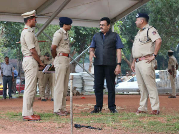 ಬಾಂಬ್ ಪತ್ತೆ ಮತ್ತು ನಿಷ್ಕ್ರಿಯ ದಳ ಸಿಬ್ಬಂದಿ ಸಾಥ್