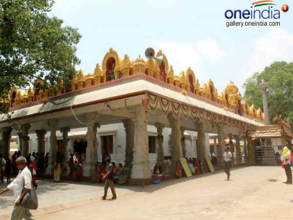 Family crisis busted out in Banashankari temple in Bengaluru Family crisis busted out in Banashankari temple in Bengaluru