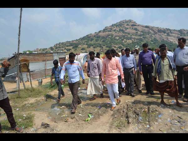 Yadgir : Alemari jananga will get house soon