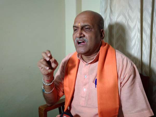 Will not leave govt to celebrate Tipu Jayanti - Pramod Muthalik