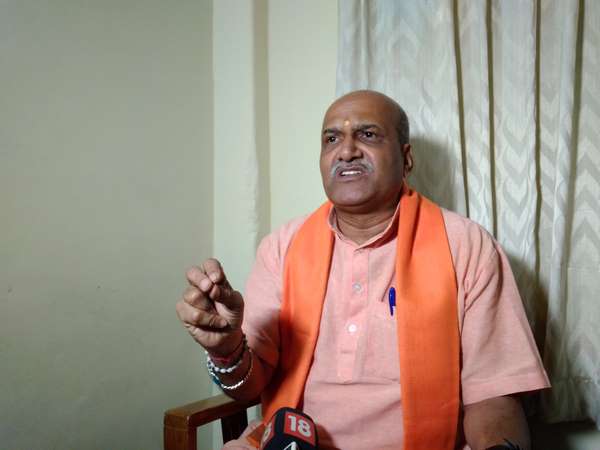 Will not leave govt to celebrate Tipu Jayanti - Pramod Muthalik