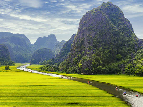 Amazing travel experience Ninh Binh, Gem of Vietnam 