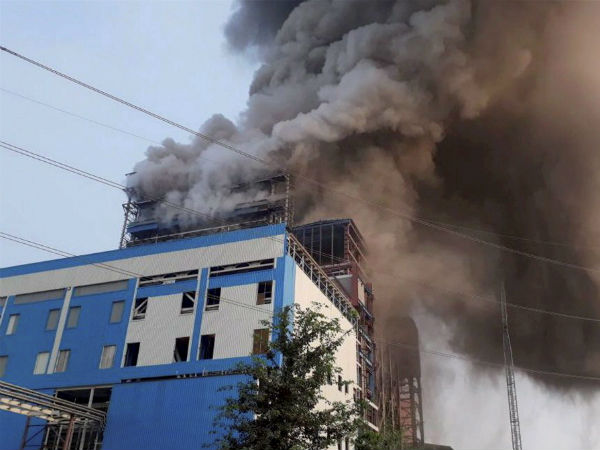 ಮೃತರ ಕುಟುಂಬದವರ ರೋದನ ಮುಗಿಲು ಮುಟ್ಟಿದೆ ಮೃತರ ಕುಟುಂಬದವರ ರೋದನ ಮುಗಿಲು ಮುಟ್ಟಿದೆ