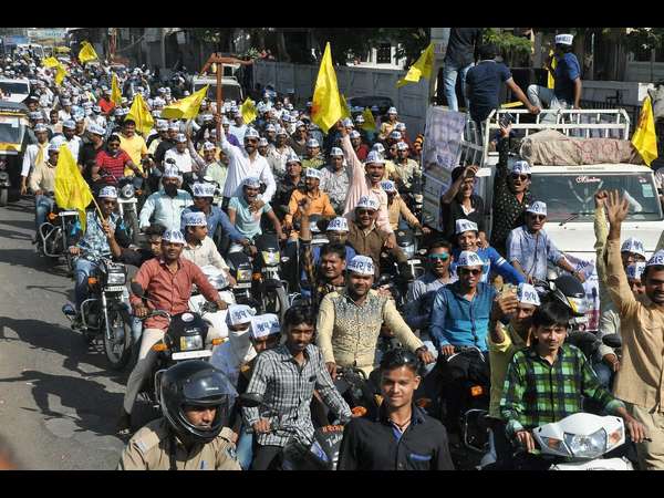 ಪಟೇಲ್ ಸಮುದಾಯದವರಿಂದ ಆರೋಪ ಪಟೇಲ್ ಸಮುದಾಯದವರಿಂದ ಆರೋಪ