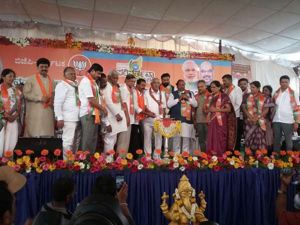 ಕುಣಿಗಲ್ ಮತ್ತು ತರುವೇಕೆರೆಯಲ್ಲಿ ಉತ್ತಮ ಪ್ರತಿಕ್ರಿಯೆ 