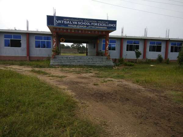 ಜಾತಿಯ ಹಂಗನ್ನು ಮೀರಿ...