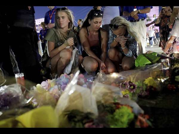 ಲಾಸ್ ವೆಗಾಸ್ ಸಂಗೀತ ಸಂಜೆಯಲ್ಲಿ ಗುಂಡಿನ ಮೊರೆತ!