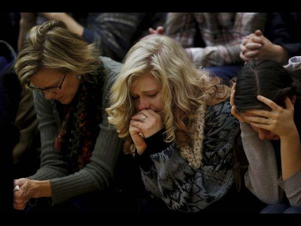 ಬೇಸ್ ಬಾಲ್ ಮೈದಾನದಲ್ಲಿ ಶೂಟೌಟ್