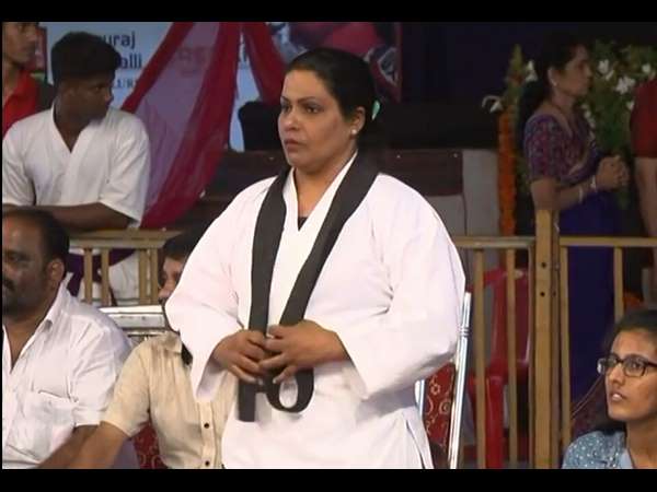 ಫೈನಲ್ ಫೈಟ್ ನಲ್ಲಿ ಗೆಲುವು ಫೈನಲ್ ಫೈಟ್ ನಲ್ಲಿ ಗೆಲುವು