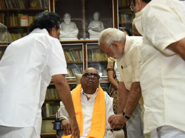 ಆಕ್ರೋಶ ತಮಣಿ ಮಾಡುವ ಯತ್ನ