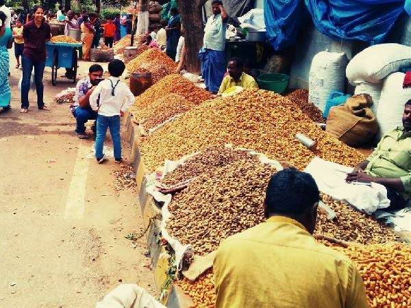 ಹಳ್ಳಿಯ ವಾತಾವರಣ ಜಾತ್ರೆಯ ಸಡಗರ