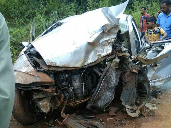 Minister DK Shivakumar PA killed after car overturned in Shivamogga