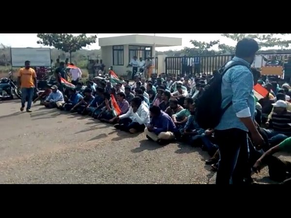 ಬೀದಿಪಾಲಾದ 600ಕ್ಕೂ ಅಧಿಕ ಕಾರ್ಮಿಕರು