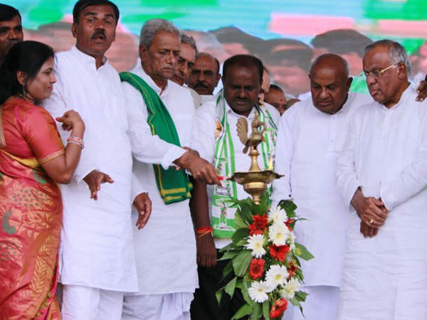 ಸಂಪೂರ್ಣ ಸಾಲ ಮನ್ನಾ