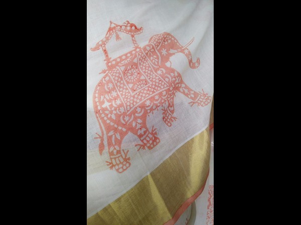 ಸೀರೆ ಮೂಲಕ ಕನ್ನಡದ ಕೈಂಕರ್ಯ