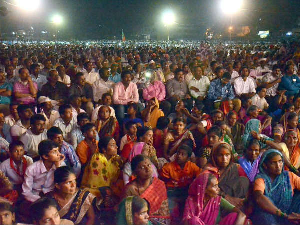 ನಿದ್ದೆ ಮಾಡುವ ಮುಖ್ಯಮಂತ್ರಿ ಸಿದ್ದರಾಮಯ್ಯ