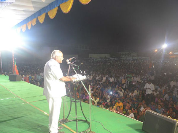 ಗೋಕಾಕ ಕ್ಷೇತ್ರವನ್ನು ಗೆಲ್ಲಿಸಬೇಕು