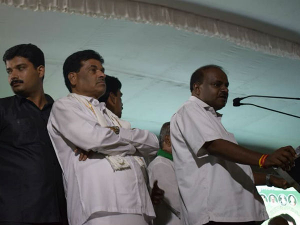 'ದುರಂಹಕಾರದಿಂದ ಮೆರೆಯುತ್ತಿದ್ದಾರೆ'