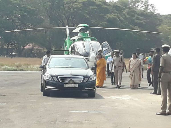 Rajasthan CM surprise visit to Udupi Krishna mutt.