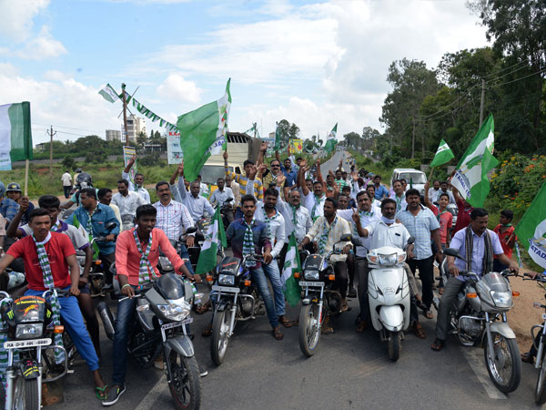 ಹಣೆ ಪಟ್ಟಿ ಕಳಚಲಿದೆ