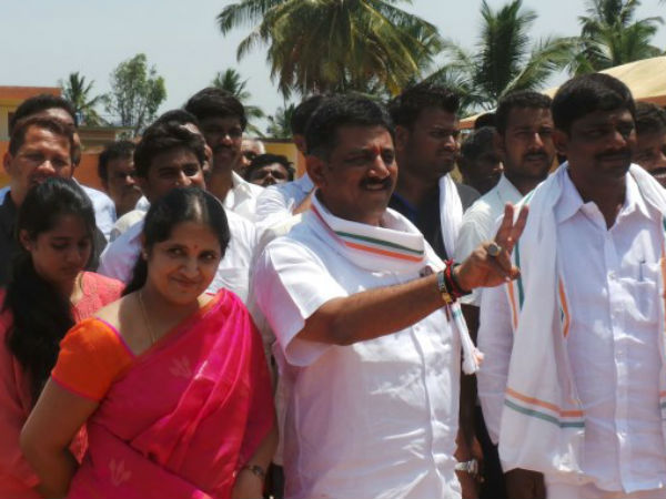 ಎರಡೆರಡು ಜವಾಬ್ದಾರಿಯನ್ನು ಡಿಕೆಶಿ ಹೊರಬೇಕಾಗುತ್ತದೆ 