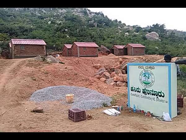 ಮನೆಗಳು ತಲೆ ಎತ್ತಿವೆ