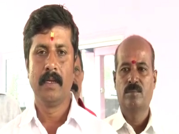 ರಮ್ಯಾ ಮಂಡ್ಯ ರಾಜಕಾರಣಕ್ಕೆ ಬರಬೇಕು