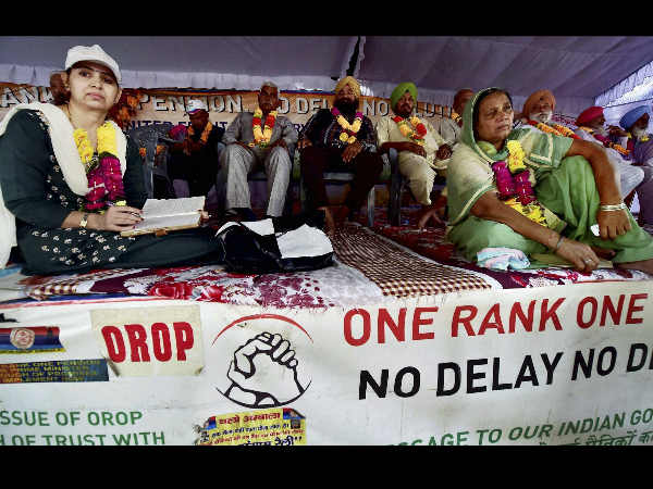 ಚುನಾವಣೆ ಬಂದಾಗ ಐನೂರು ಕೋಟಿ ಘೋಷಣೆ