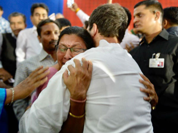  Rahul Hugs Lecturer After Listening to Her Problems
