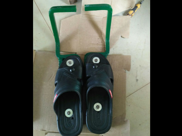 Electric pole climbing tool was designed for powerman