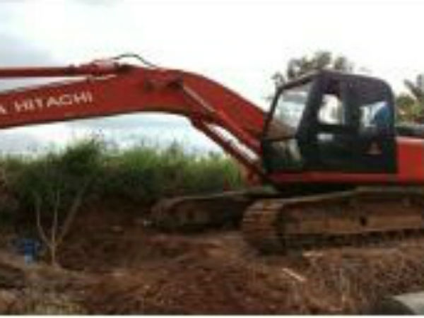 Mangaluru police raids illegal sand mining spot, seizes machineries worth Rs. 1.40 cr