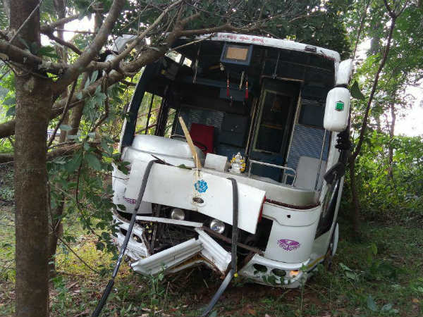 Accident between Bus and a Car one died