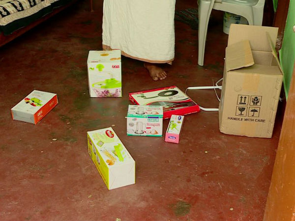 Man books cellphone; receives dosa pan!