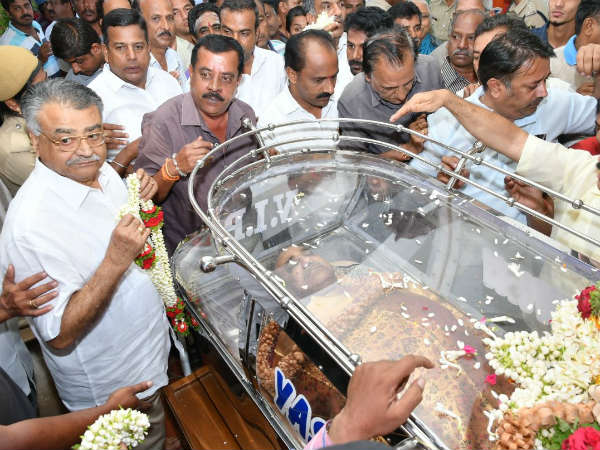 Senior Journalist Andolana Editor Rajashekar Koti Passes Away Senior Journalist Andolana Editor Rajashekar Koti Passes Away