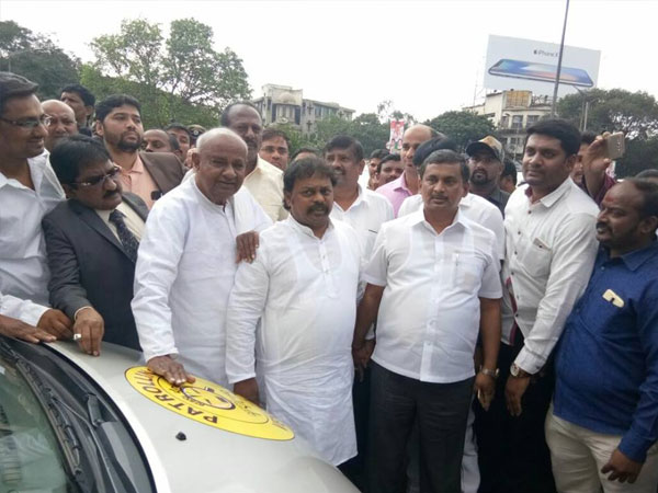 ಎಚ್ಡಿಕೆ ಕ್ಯಾಬ್ಸ್, ಟೈಗರ್ ಕ್ಯಾಬ್ ಆಗಿ ಬದಲಾಗಿದ್ದು ಏಕೆ?