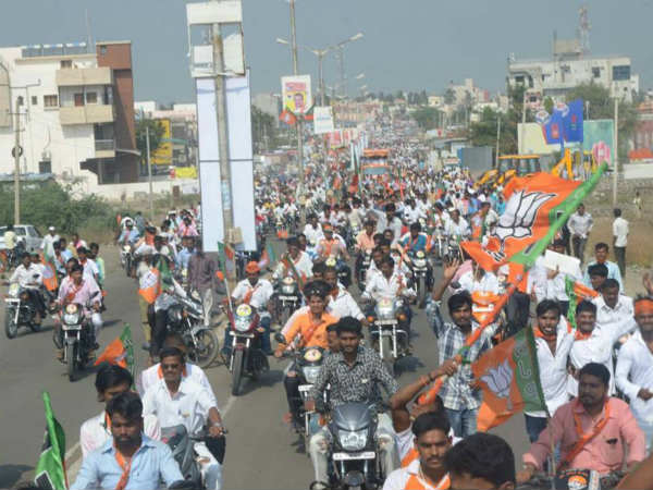 ಕರ್ನಾಟಕದಲ್ಲಿ ಮರಳು ಇಲ್ವಾ?