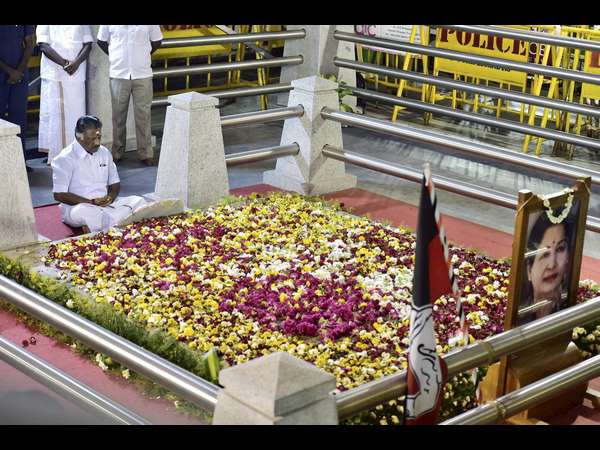 ಆಸ್ಪತ್ರೆ ಸೇರುವ ಮುನ್ನ ತಳ್ಳಿ ಕೆಡವಲಾಗಿತ್ತಾ?