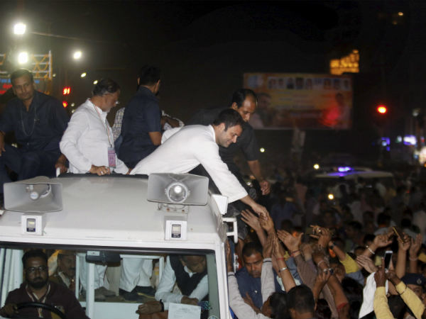 ಕಾರ್ಯಕರ್ತರಿಗೆ ಸ್ಪೂರ್ತಿ ತುಂಬುವ ಪ್ರಮುಖ ಜವಾಬ್ದಾರಿ ಕಾರ್ಯಕರ್ತರಿಗೆ ಸ್ಪೂರ್ತಿ ತುಂಬುವ ಪ್ರಮುಖ ಜವಾಬ್ದಾರಿ