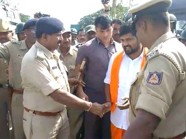 ಕೋಮುದಳ್ಳುರಿ ಹೊತ್ತಿಸುವ ಯತ್ನ