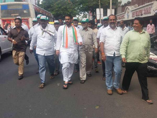 ಎರಡು ಸಲ ಸೋತಿರುವ ರೆಹಮಾನ್ ಷರೀಫ್